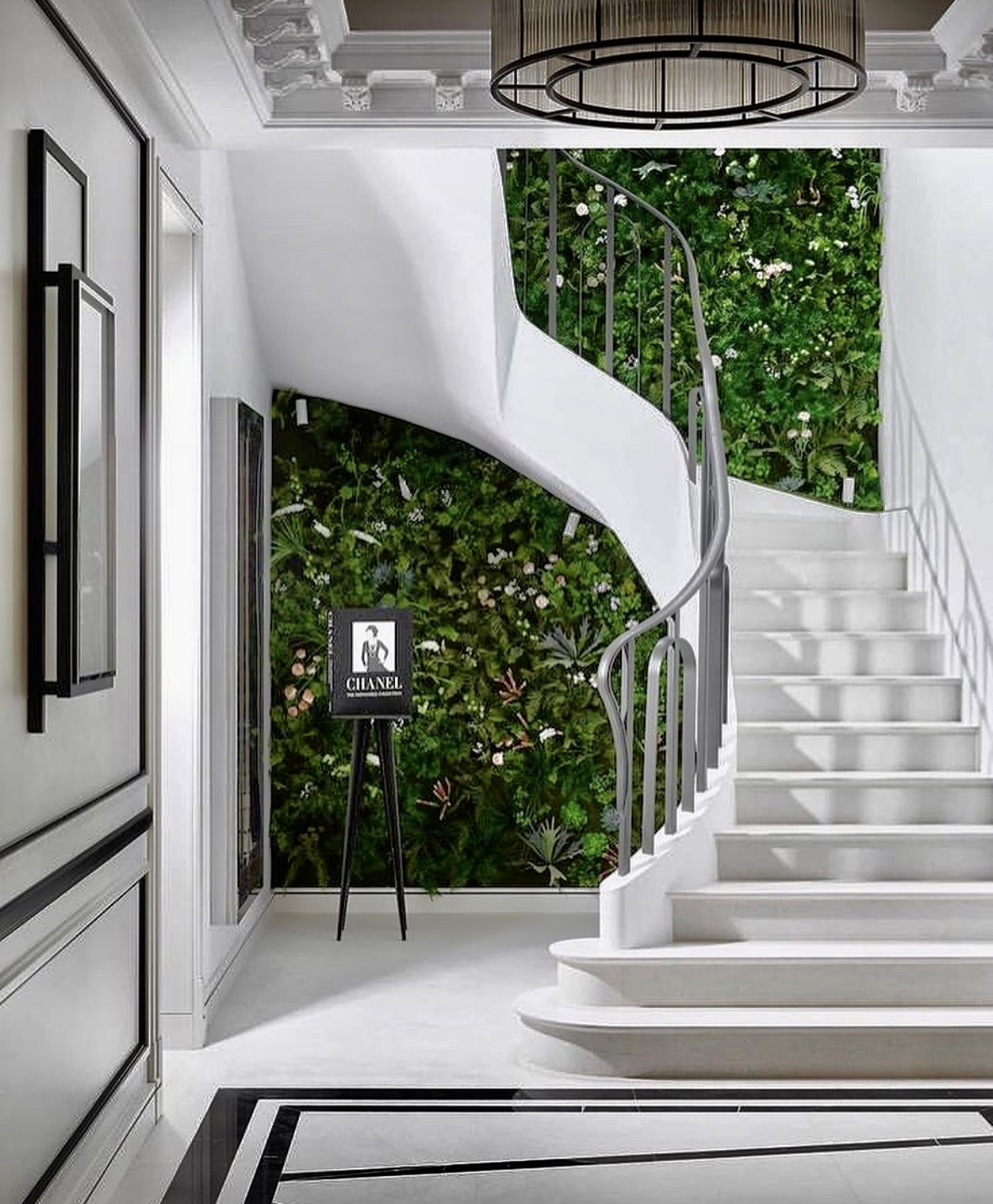 luxury green wall sebastien habert paysagiste luxe paris mur végétal haut de gamme